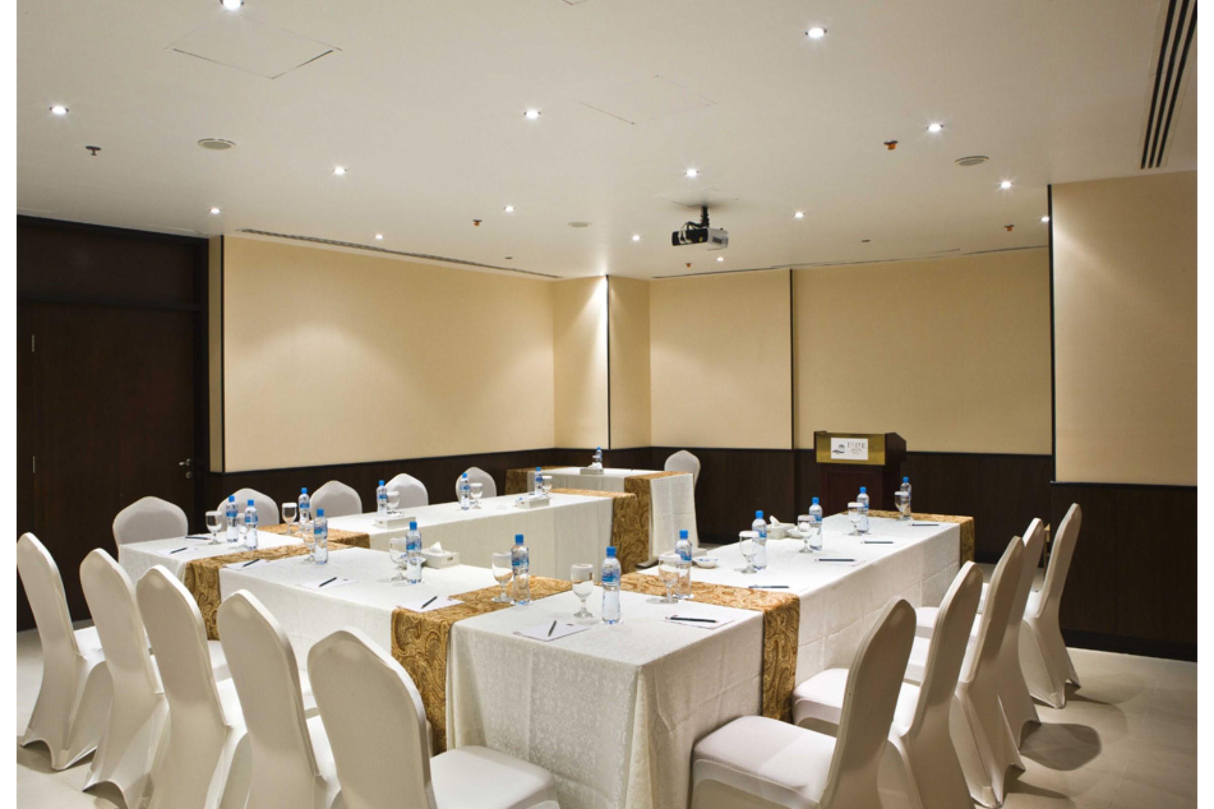 Elite Crystal Hotel Manama Dış mekan fotoğraf